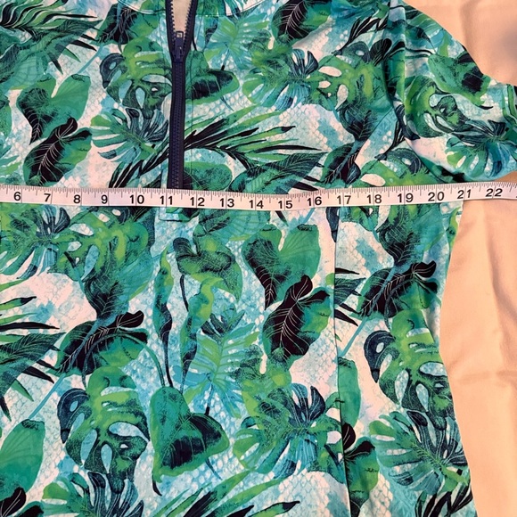 Tommy Bahama Azure Lagoon Women Size XL Long Sleeve Mock Neck 1/4 Zip Golf Shirt - Picture 10 of 12